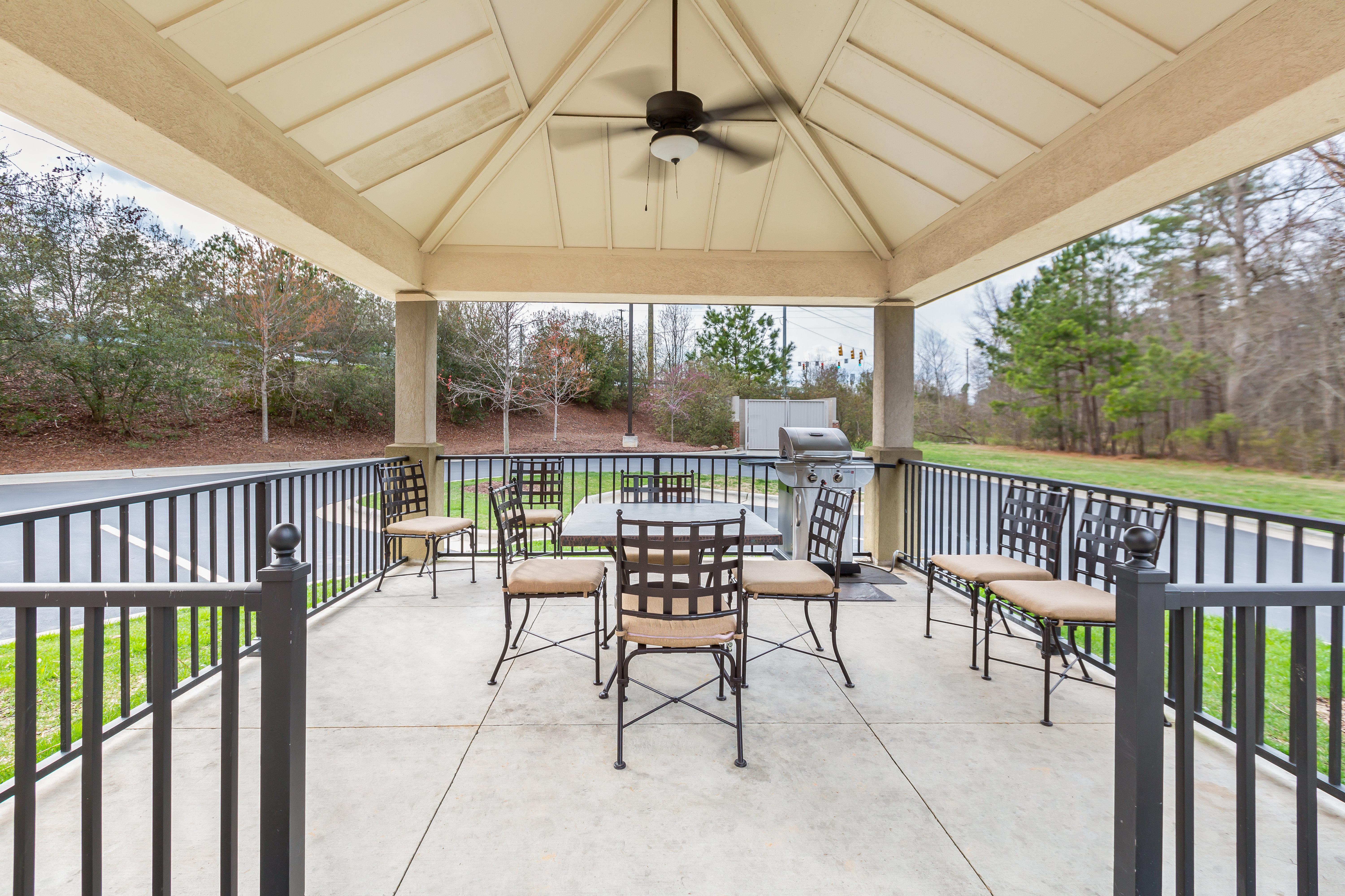 Candlewood Suites Apex Raleigh Area By Ihg Exterior photo